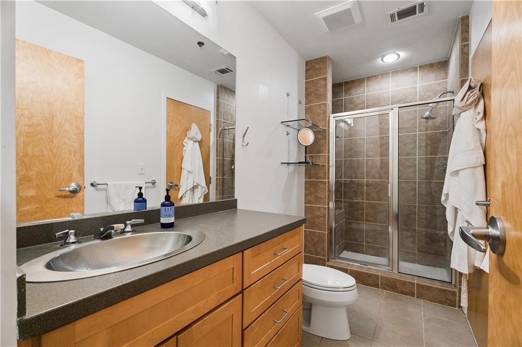 640 Glen Iris Drive NE Unit 517