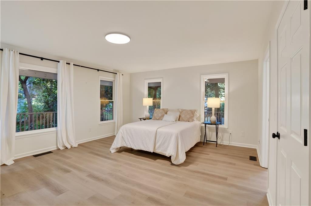 2290 Old Orchard Drive