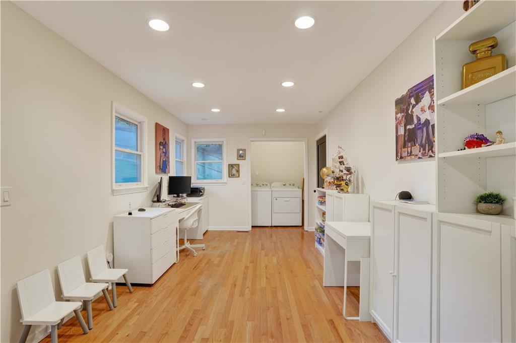 2290 Old Orchard Drive