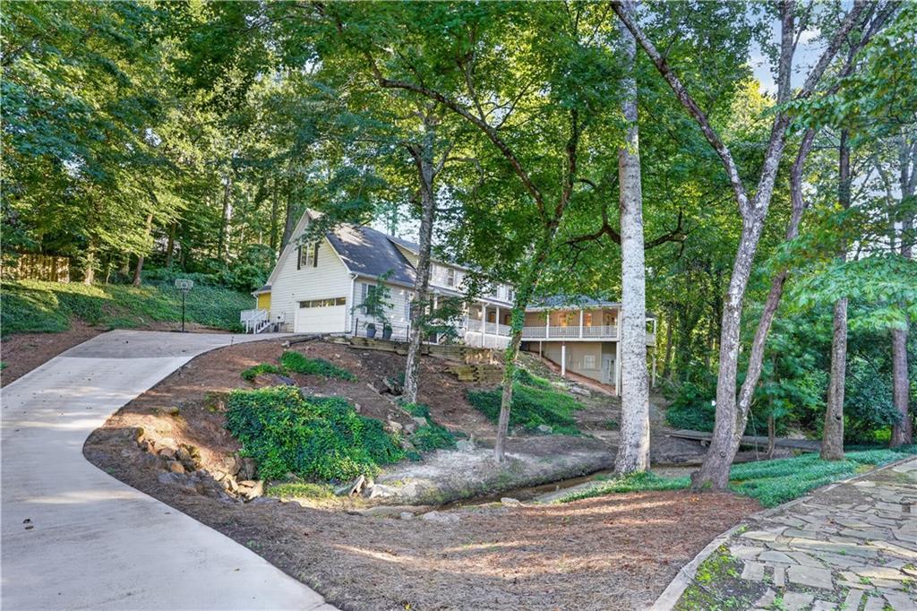 2290 Old Orchard Drive