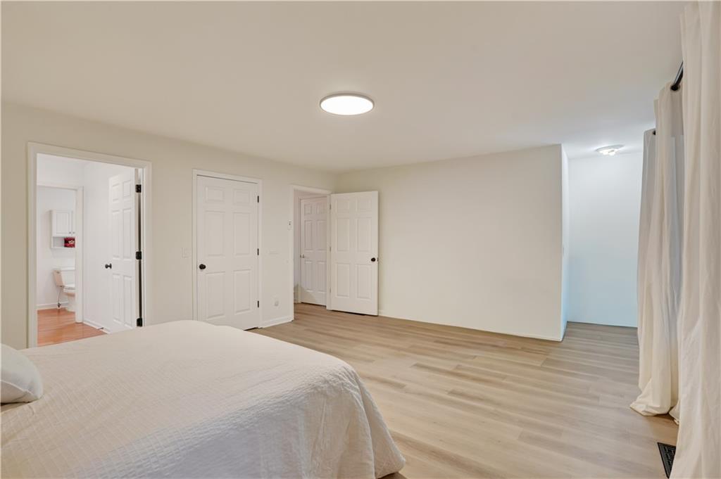 2290 Old Orchard Drive
