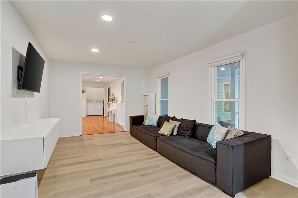 2290 Old Orchard Drive