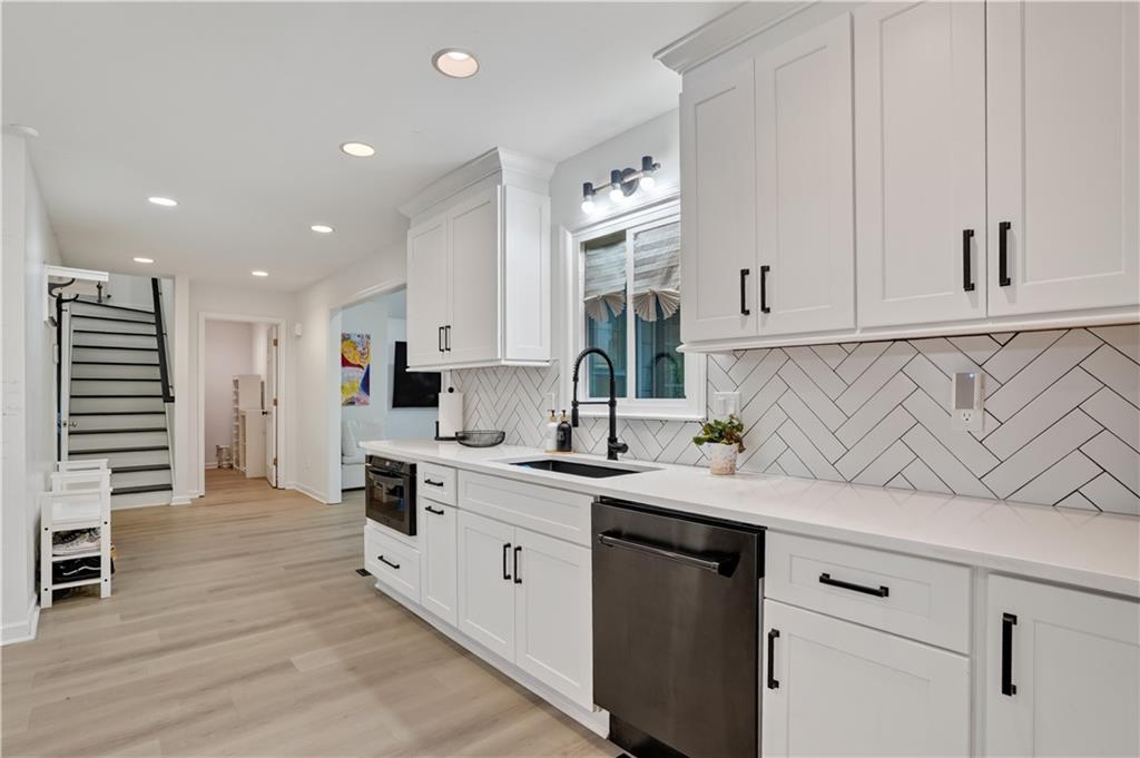 2290 Old Orchard Drive