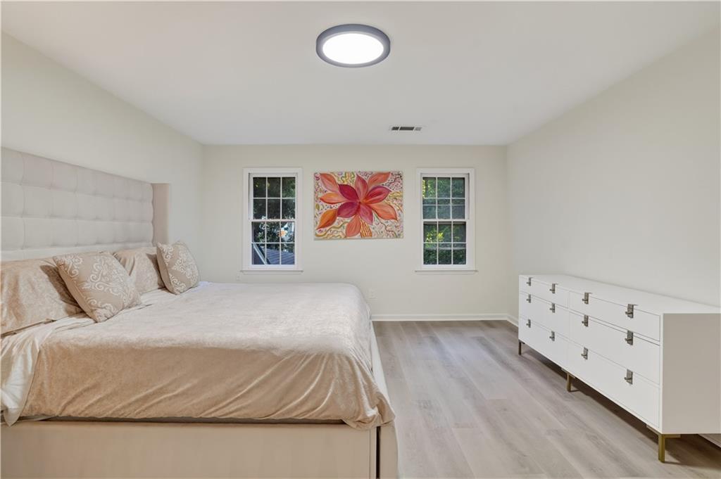 2290 Old Orchard Drive