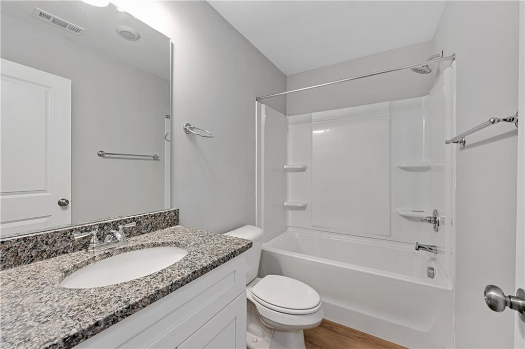 2840 Laurel Ridge Circle