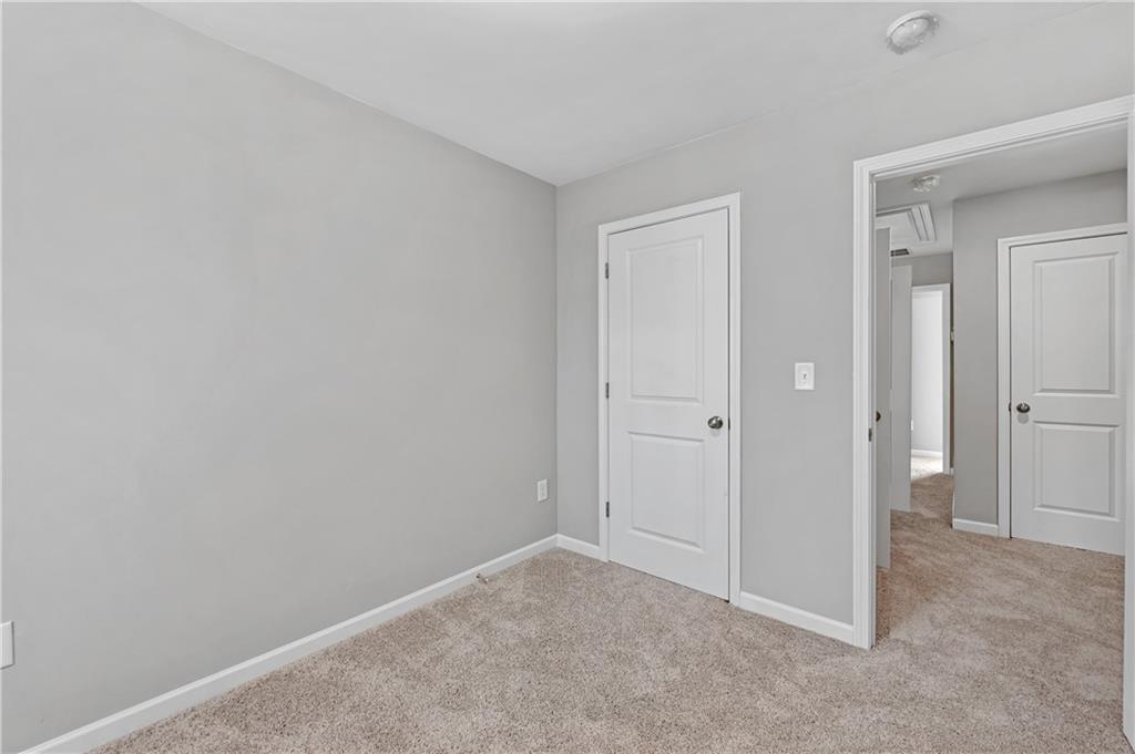 2840 Laurel Ridge Circle