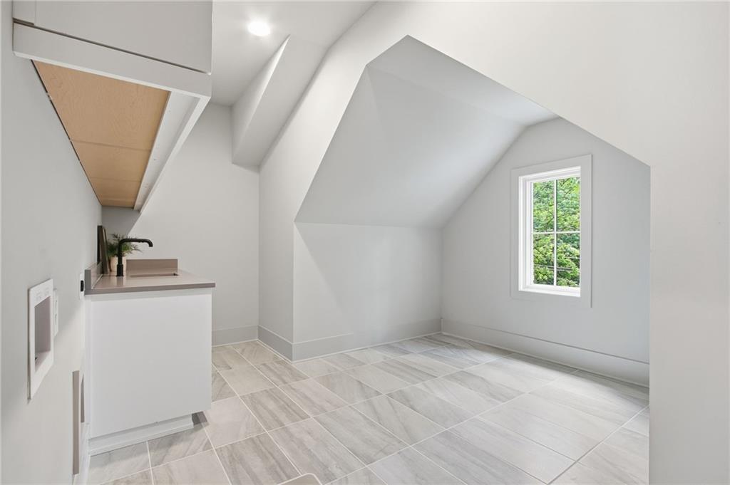 1585 S PONCE DE LEON Avenue NE, unit #13