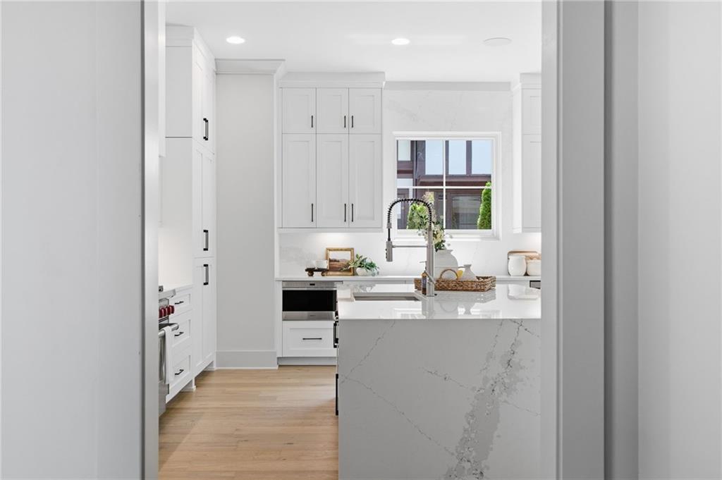 1585 S PONCE DE LEON Avenue NE, unit #13