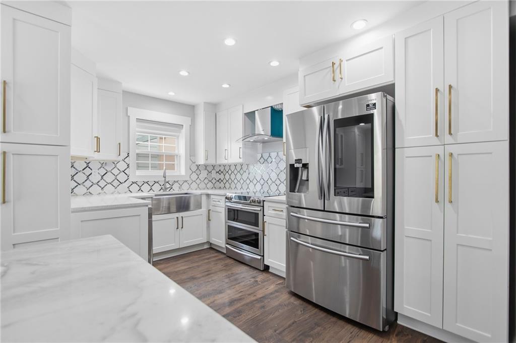 114 Woodhaven Way