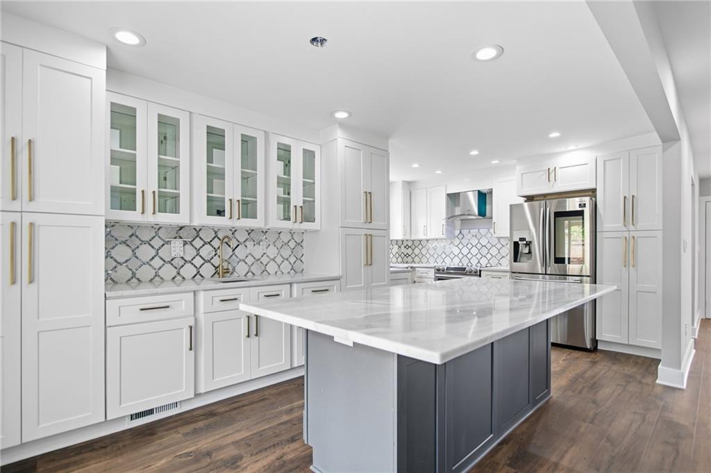 114 Woodhaven Way
