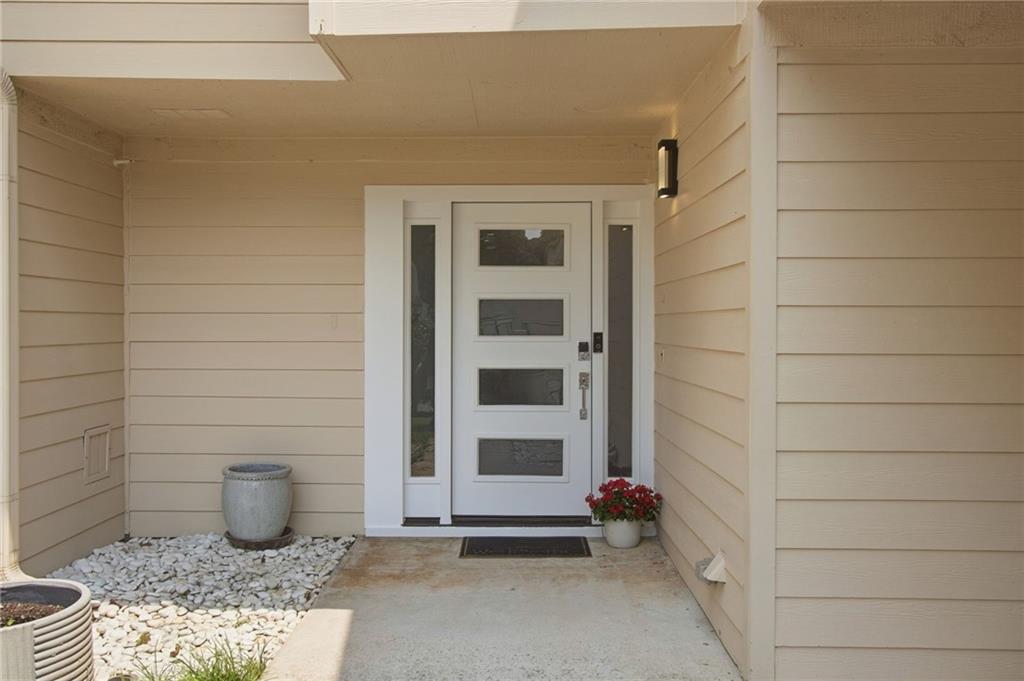 114 Woodhaven Way