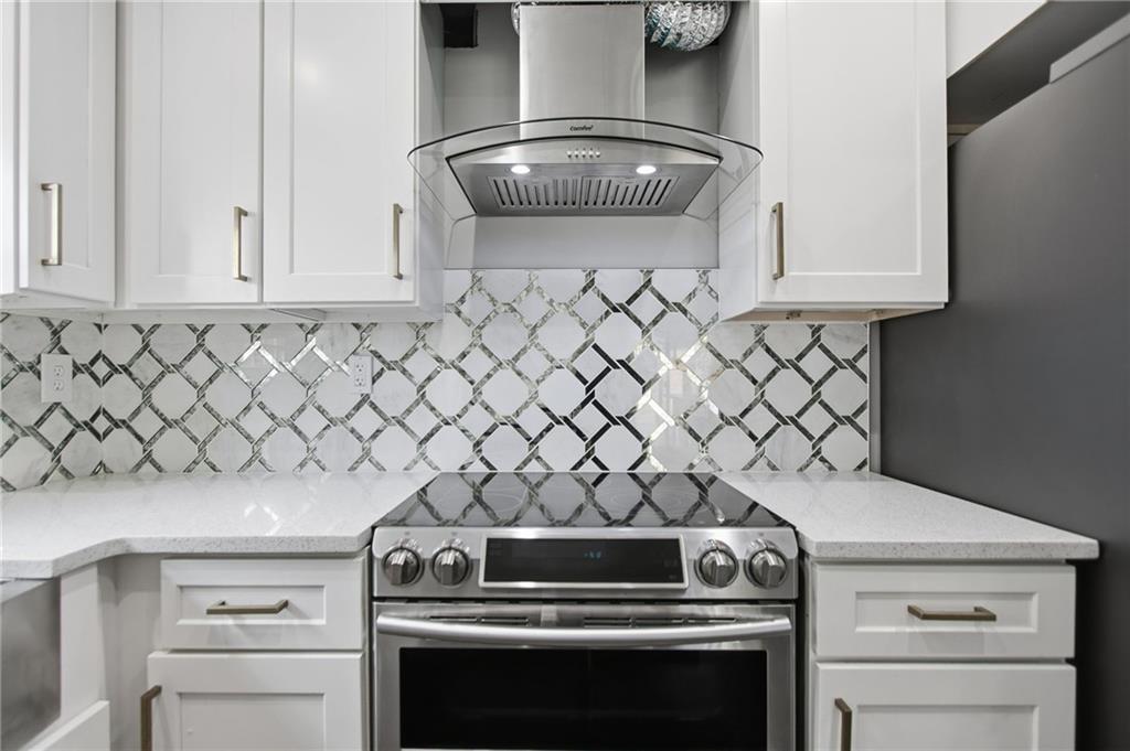 114 Woodhaven Way