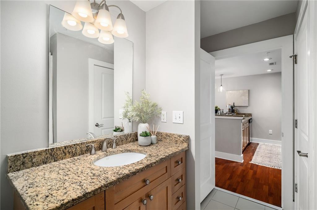 924 Garrett Street SE Unit 208