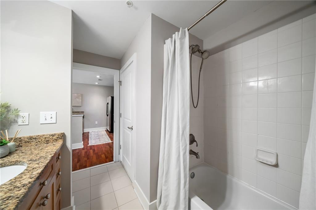 924 Garrett Street SE Unit 208