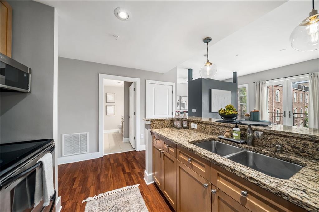 924 Garrett Street SE Unit 208