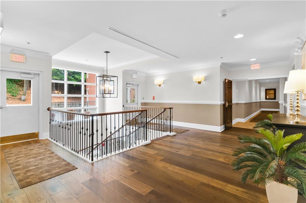 560 Dutch Valley Road NE Unit 2309