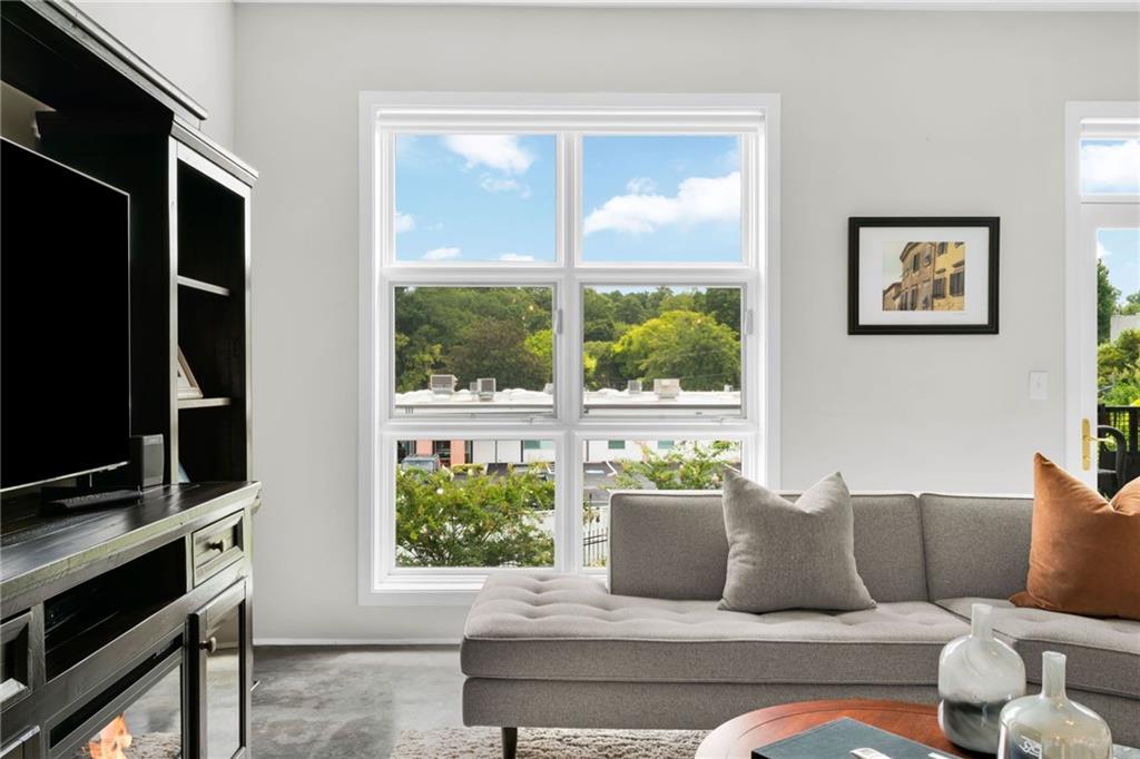 560 Dutch Valley Road NE Unit 2309