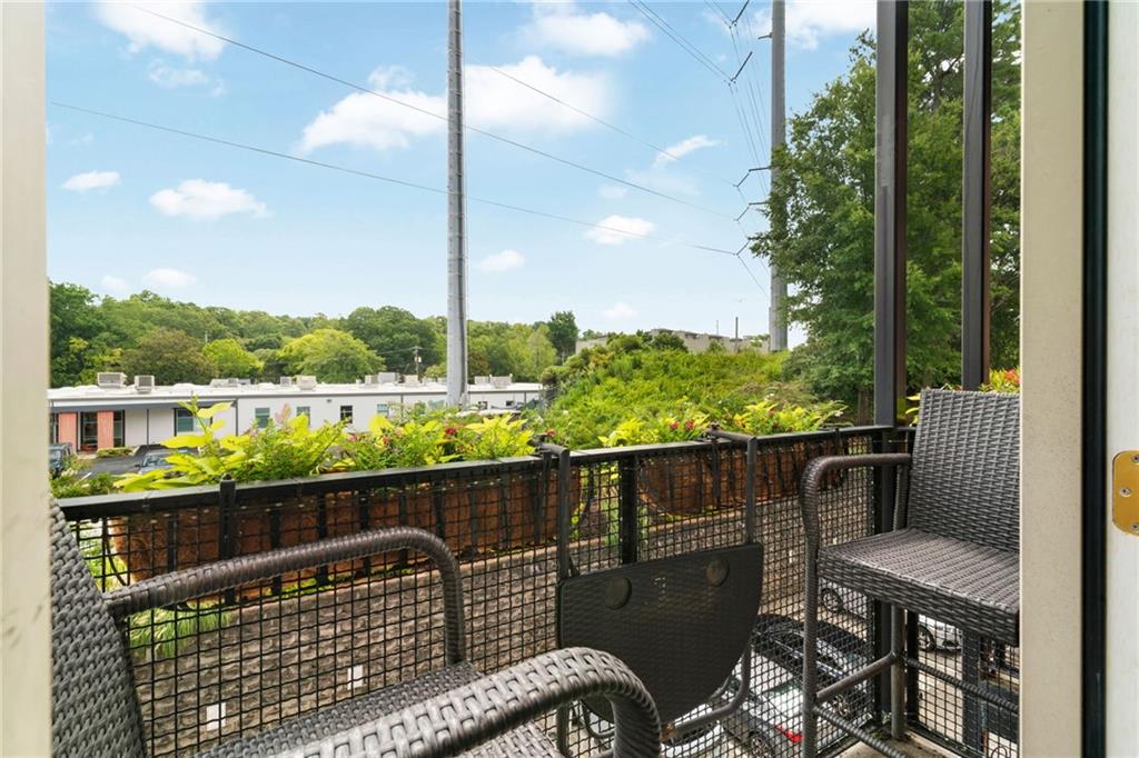 560 Dutch Valley Road NE Unit 2309