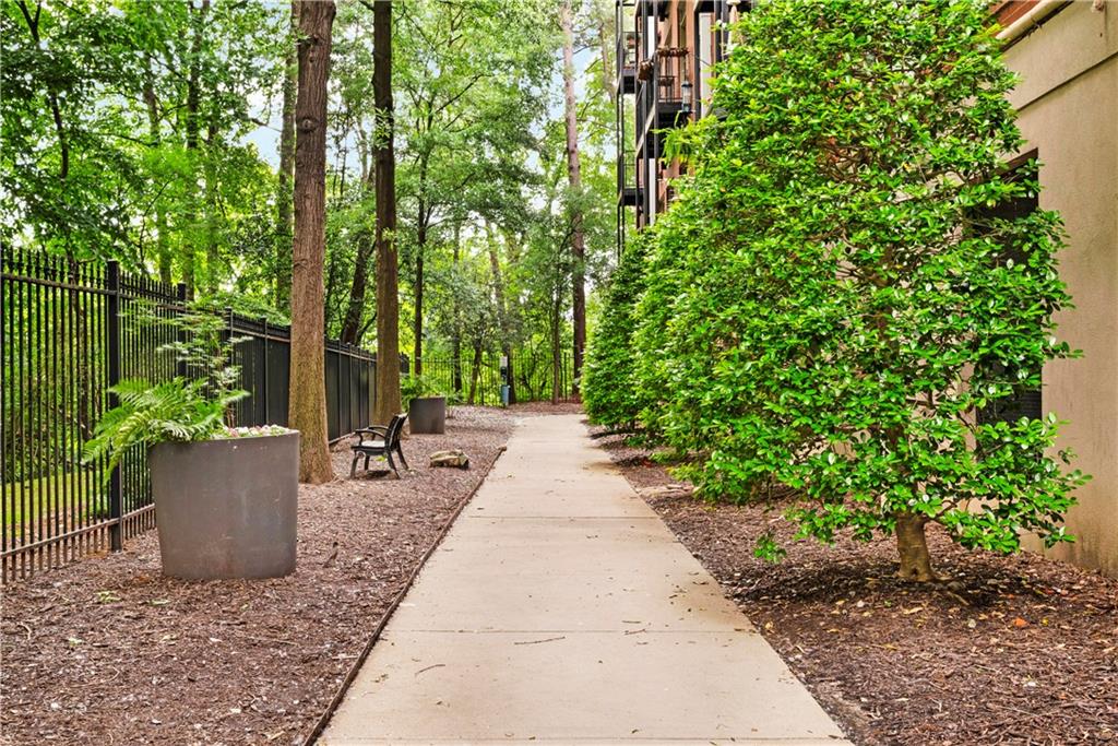 560 Dutch Valley Road NE Unit 2309