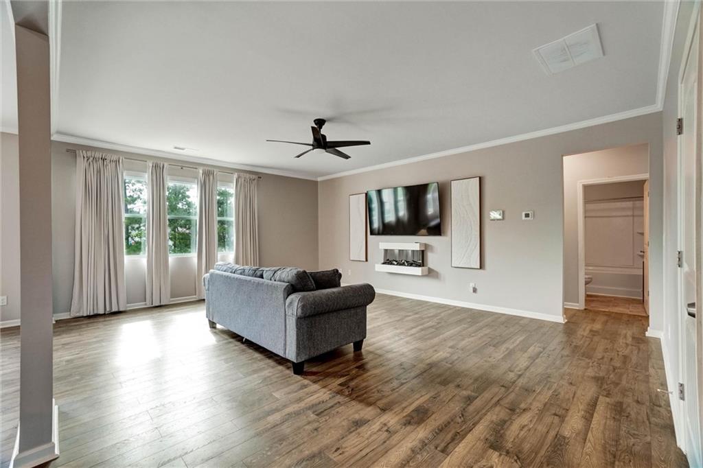 386 Thompson Drive
