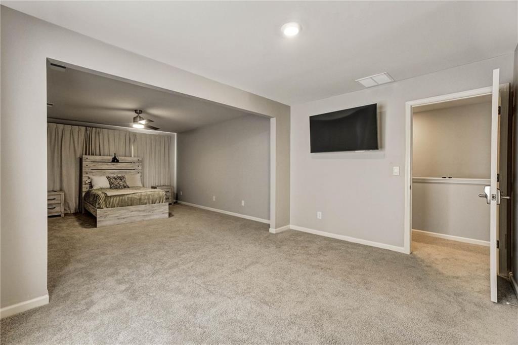 386 Thompson Drive