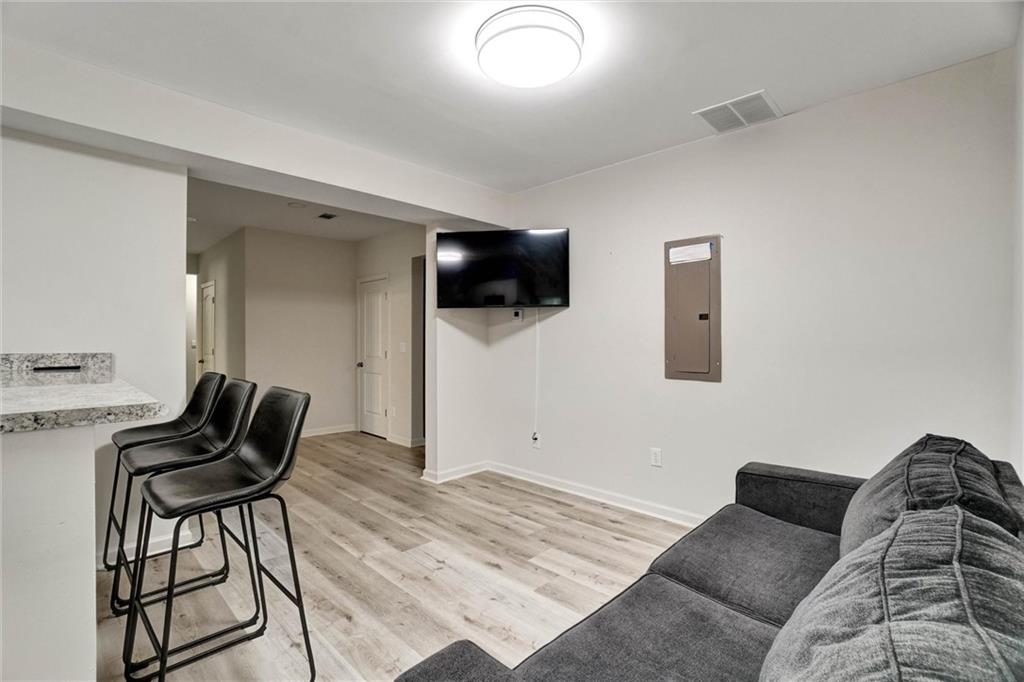 386 Thompson Drive