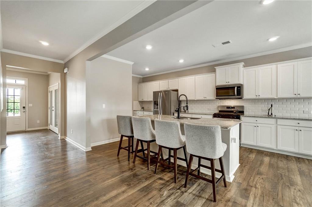 386 Thompson Drive