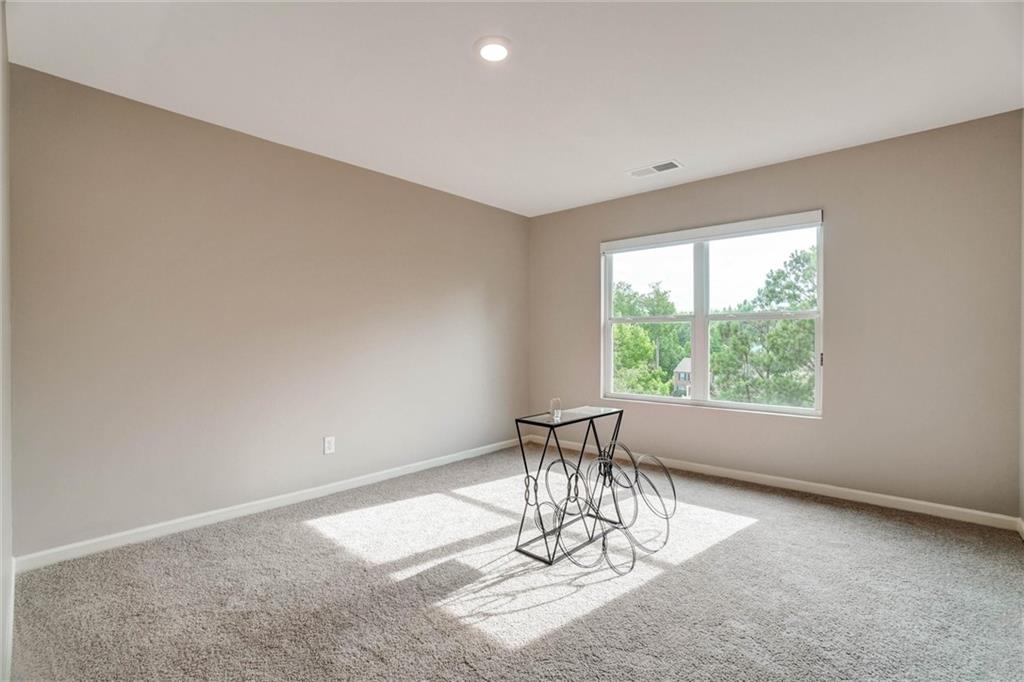 386 Thompson Drive
