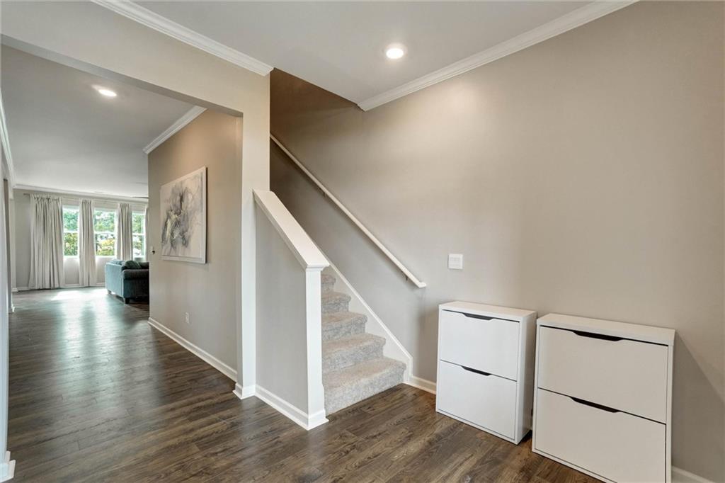 386 Thompson Drive