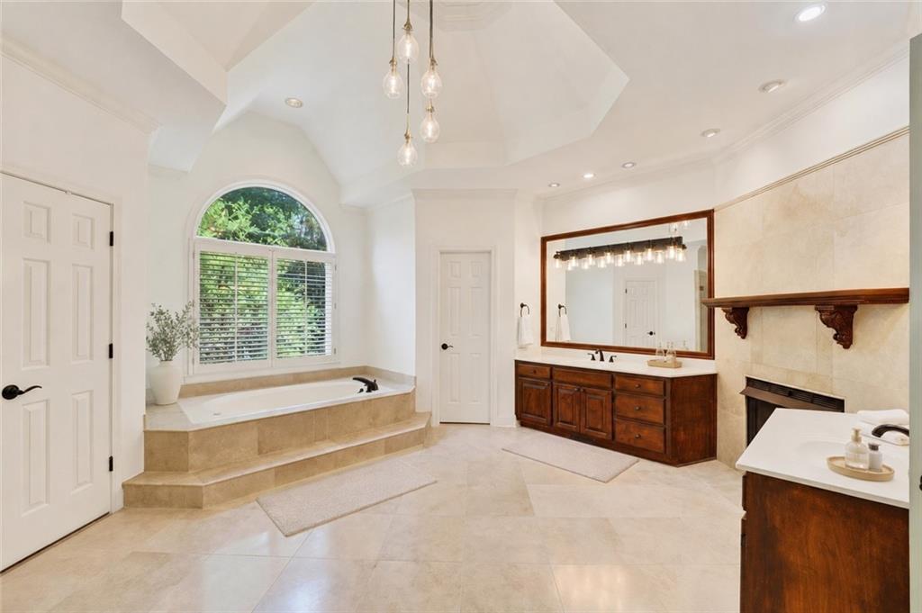 555 Twinflower Court