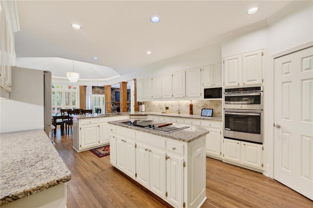 555 Twinflower Court