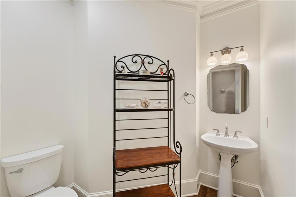 555 Twinflower Court