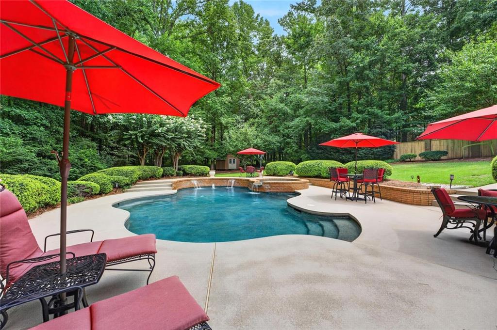 555 Twinflower Court