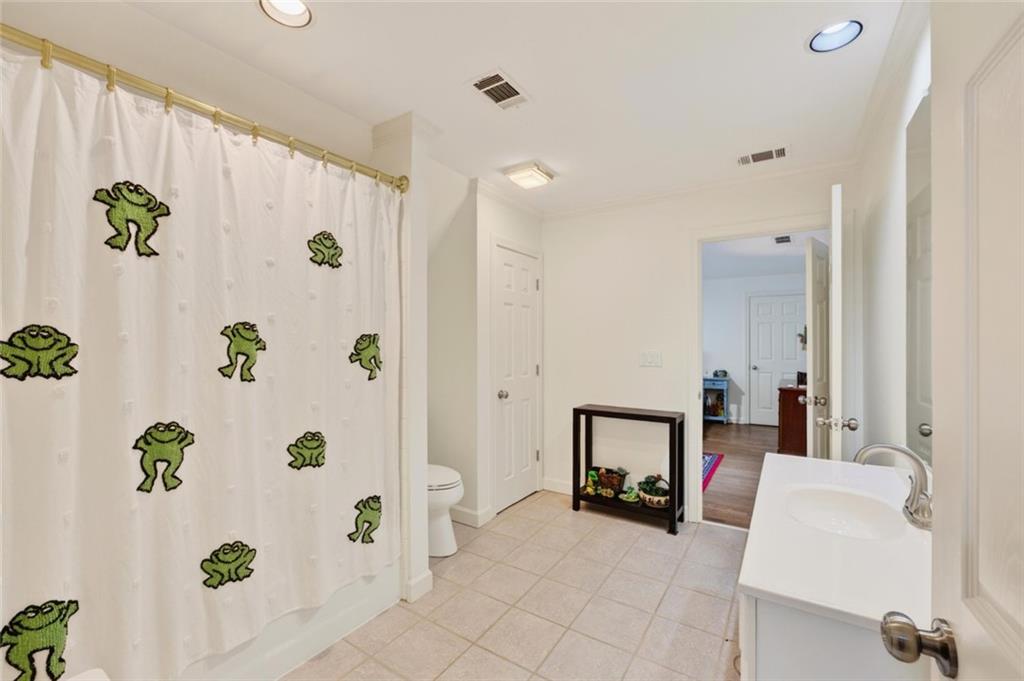 555 Twinflower Court