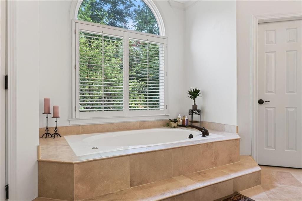 555 Twinflower Court
