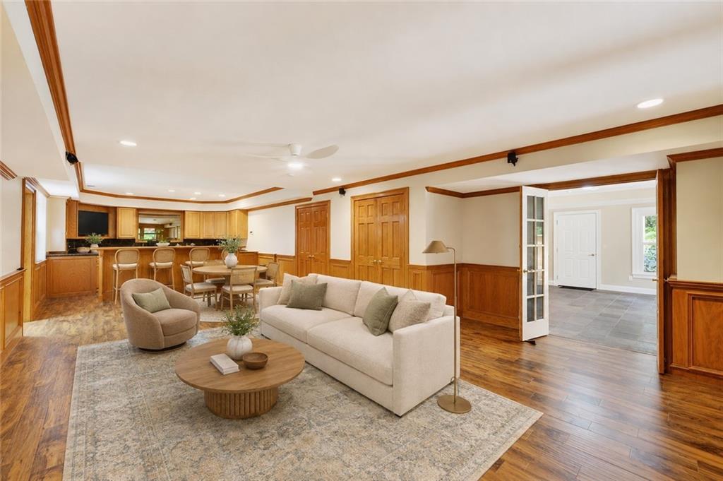 555 Twinflower Court