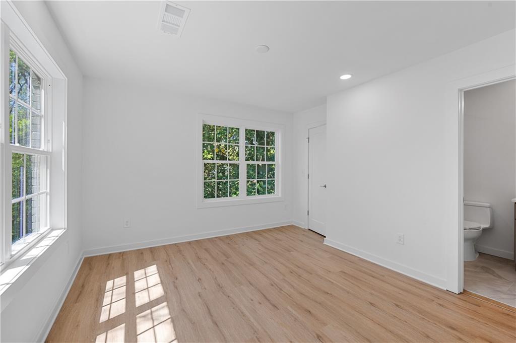 237 Howard Street NE Unit 6