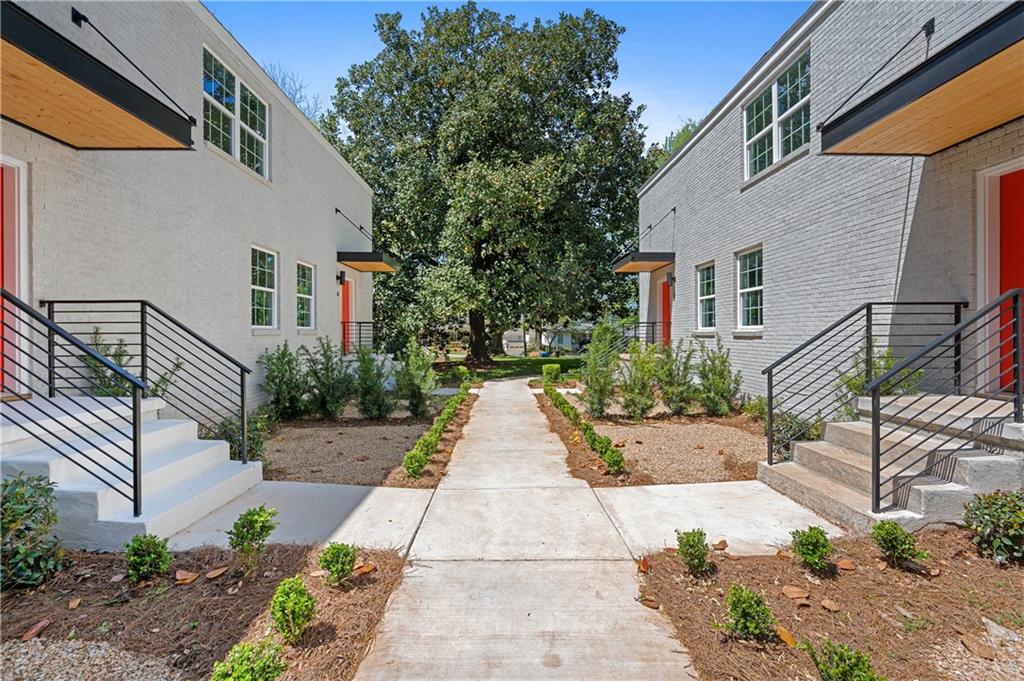 237 Howard Street NE Unit 6
