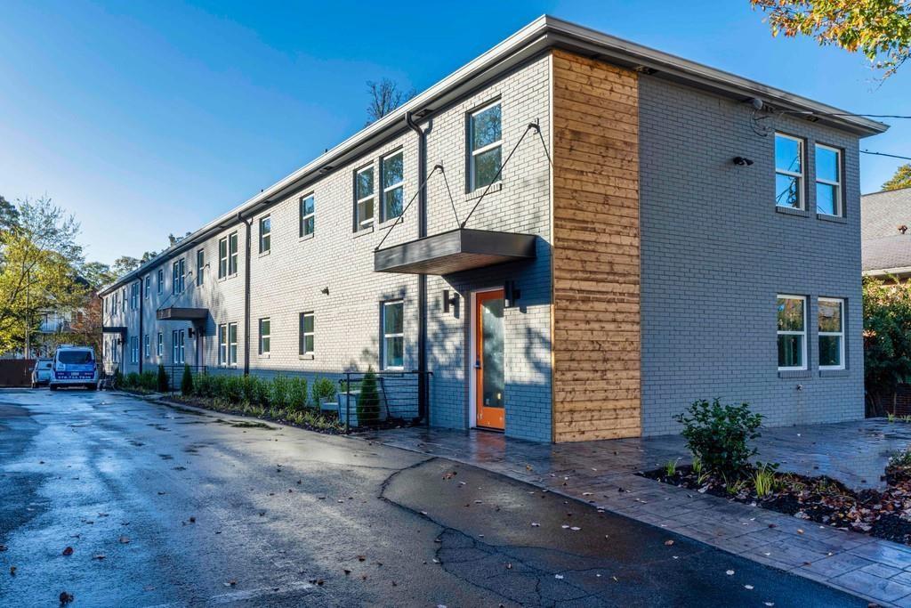 1015 Greenwood Avenue NE Unit 6