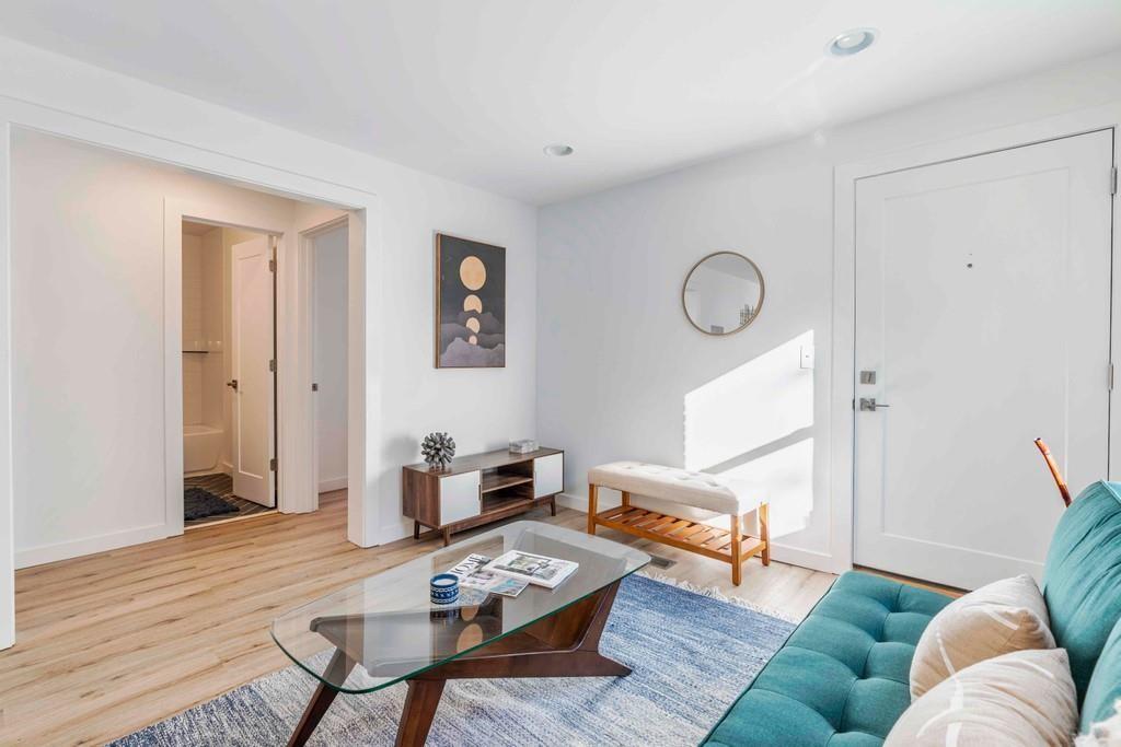 1015 Greenwood Avenue NE Unit 6