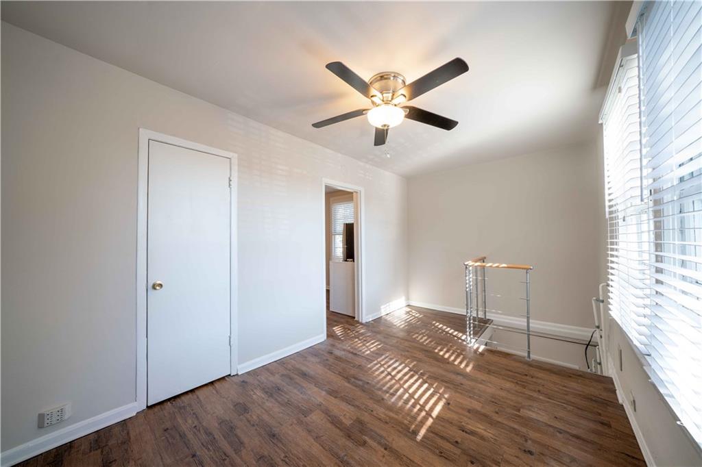 716 Lakeview Avenue NE Unit 5