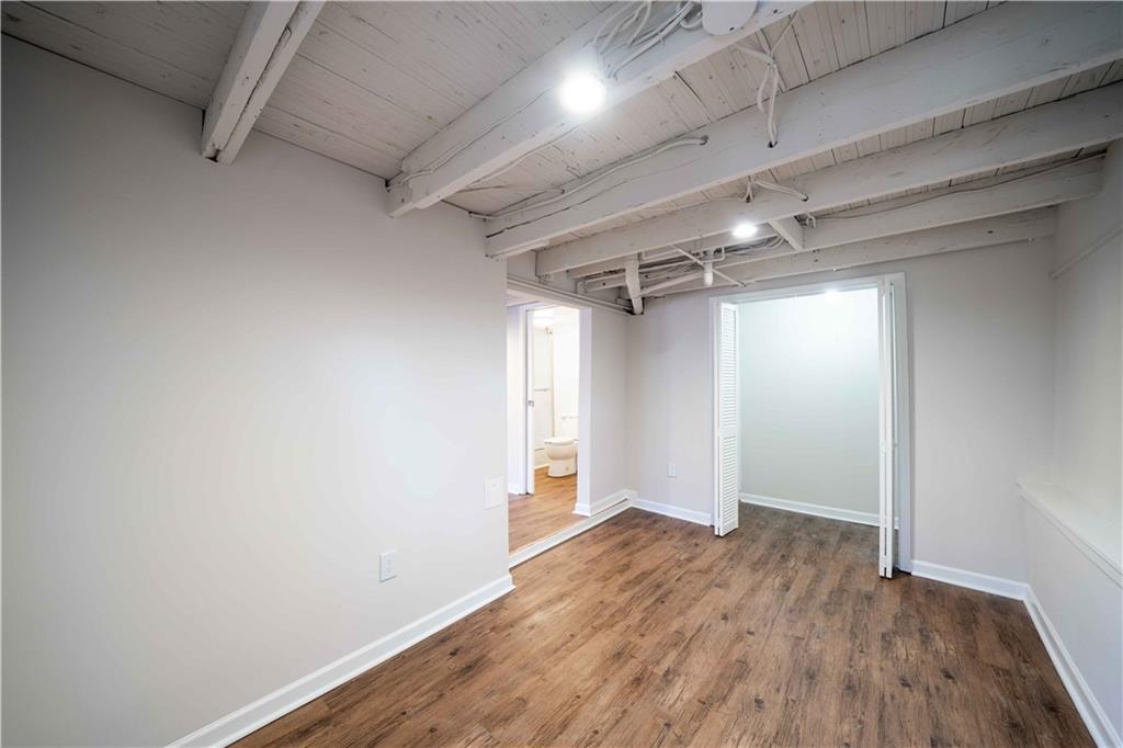 716 Lakeview Avenue NE Unit 5