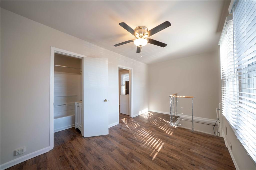 716 Lakeview Avenue NE Unit 5