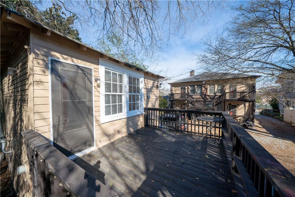 716 Lakeview Avenue NE Unit 5