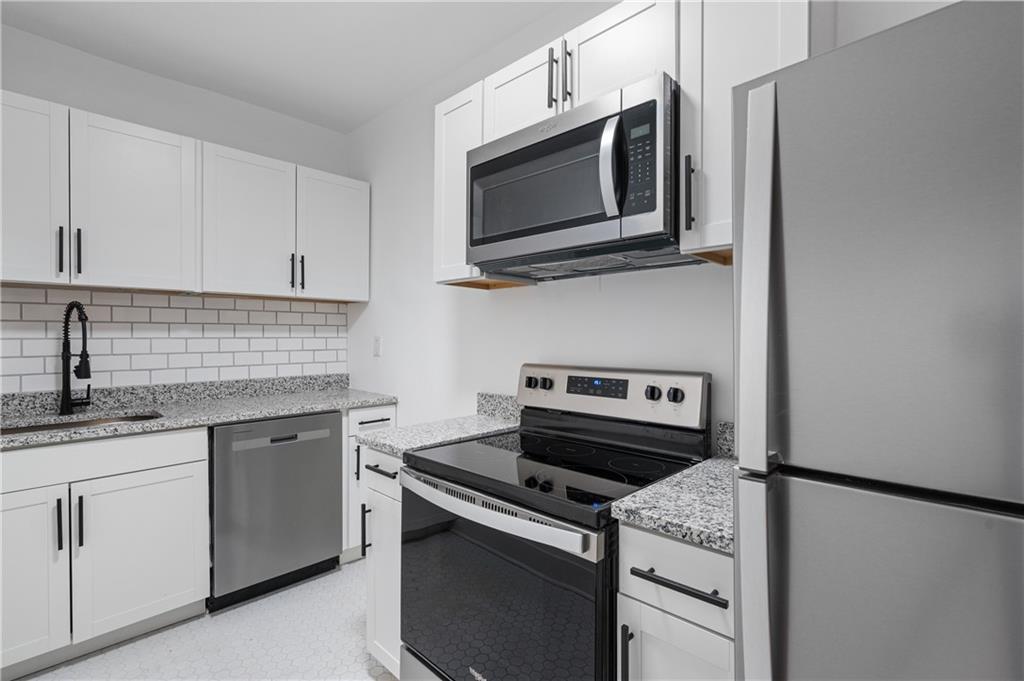 1338 McLendon Avenue Unit 3
