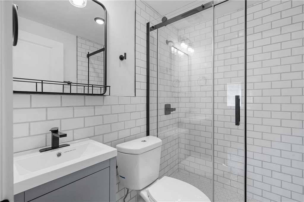 1338 McLendon Avenue Unit 3