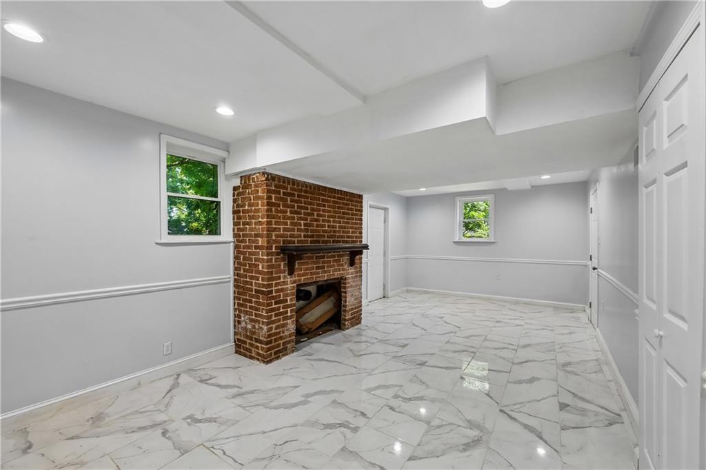 1292 Stoneybrook Drive