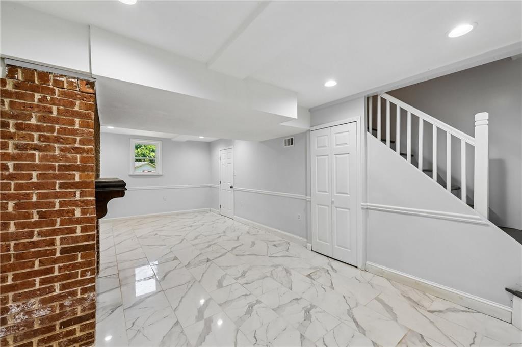 1292 Stoneybrook Drive
