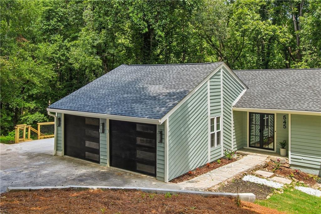 545 Longleaf Drive