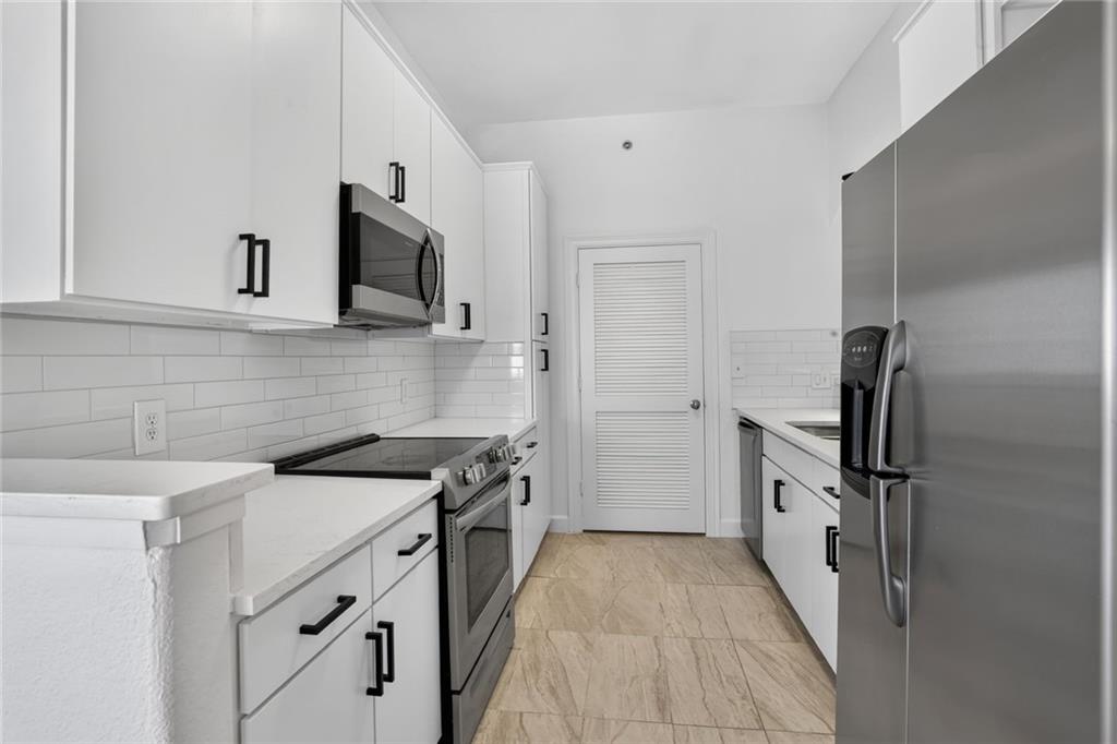 3445 Stratford Road NE Unit 2403